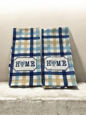 Mainstays  HOME Plaid Kitchen Towels in Blue and Tan NWOT